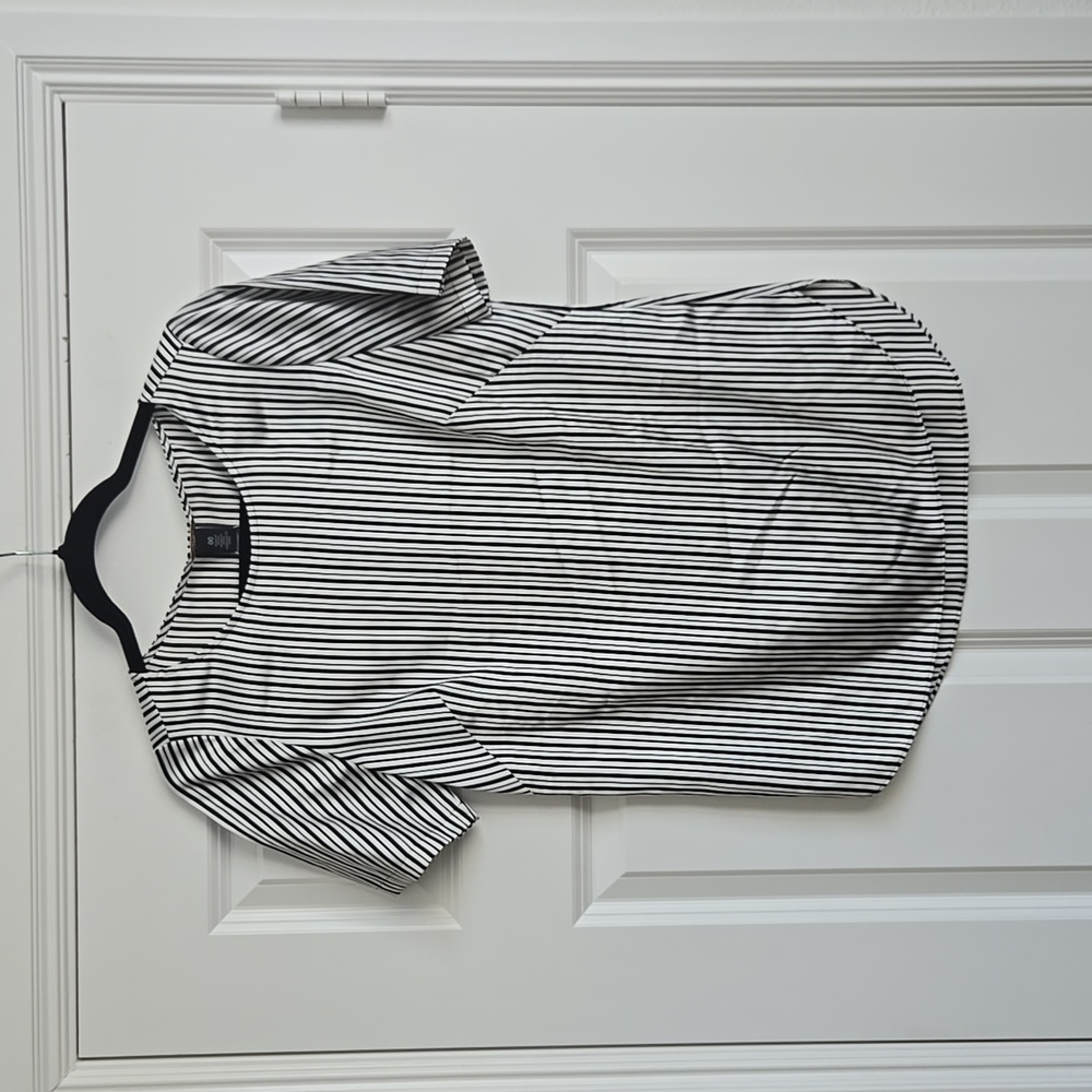 Black label Chico’s silk tee